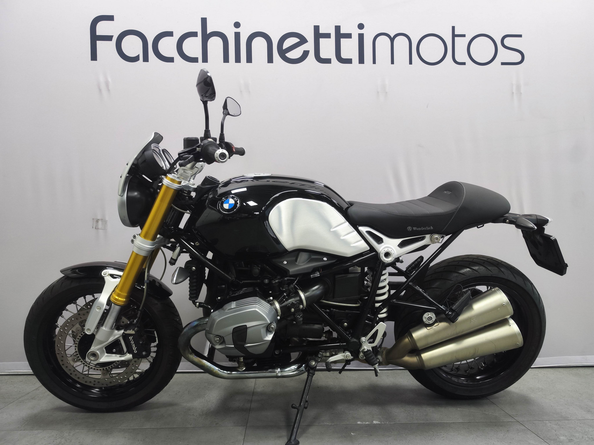 BMW R nineT-image-3