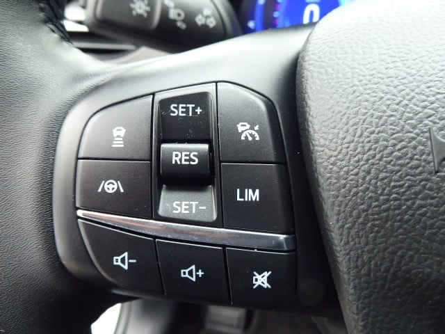 FORD Kuga 2.5 PHEV Titanium 2WD-image-10