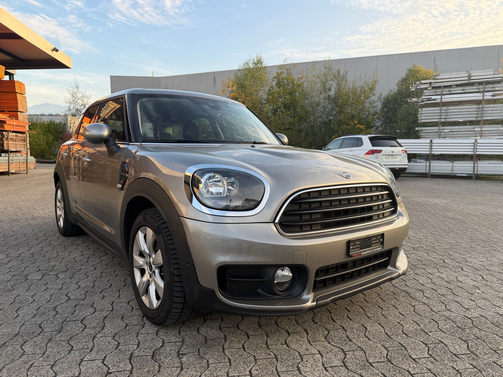 MINI Countryman Cooper D ALL4-image-6