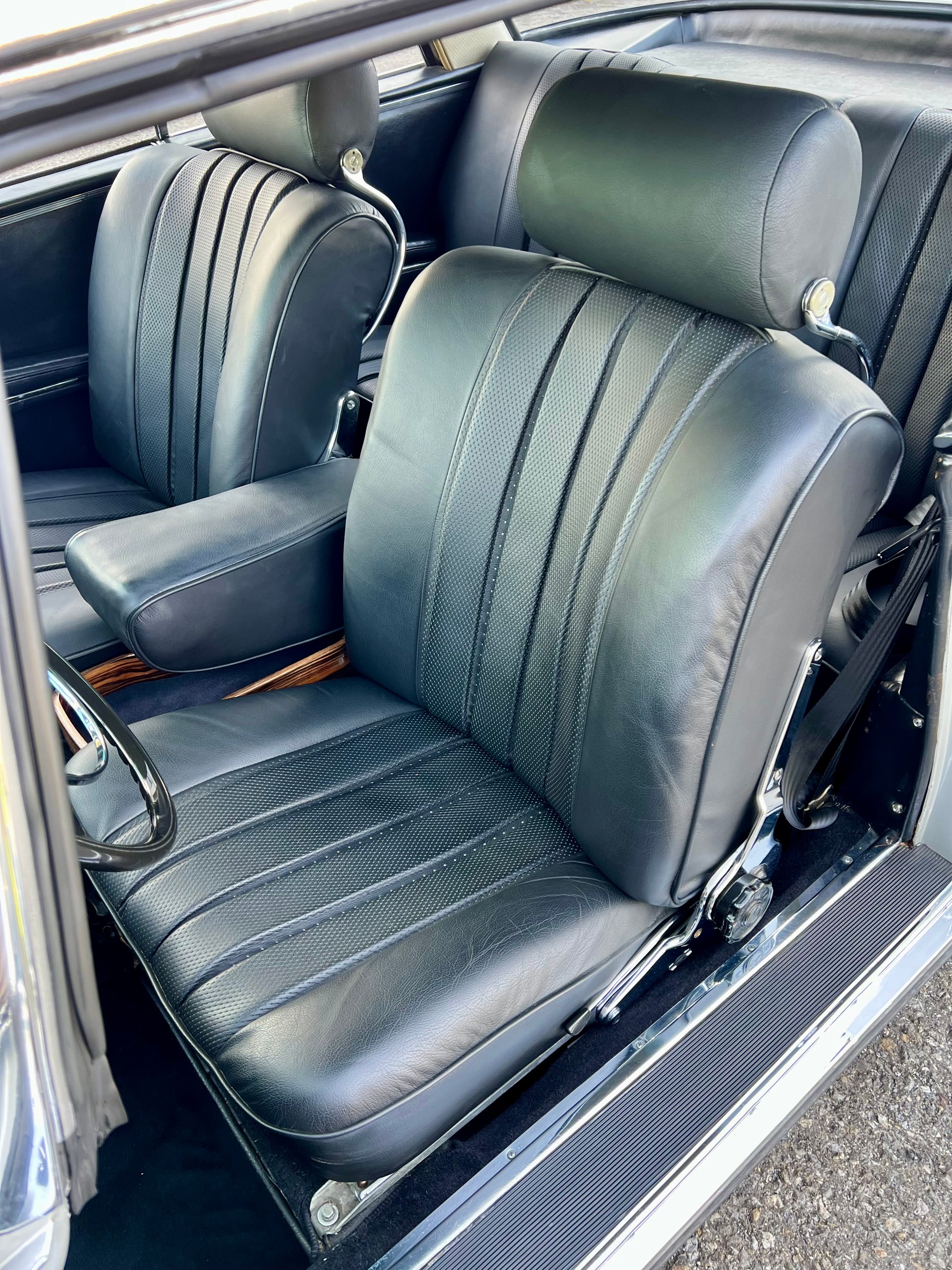 MERCEDES-BENZ 280 SE Automatic W111 VETERAN-image-10