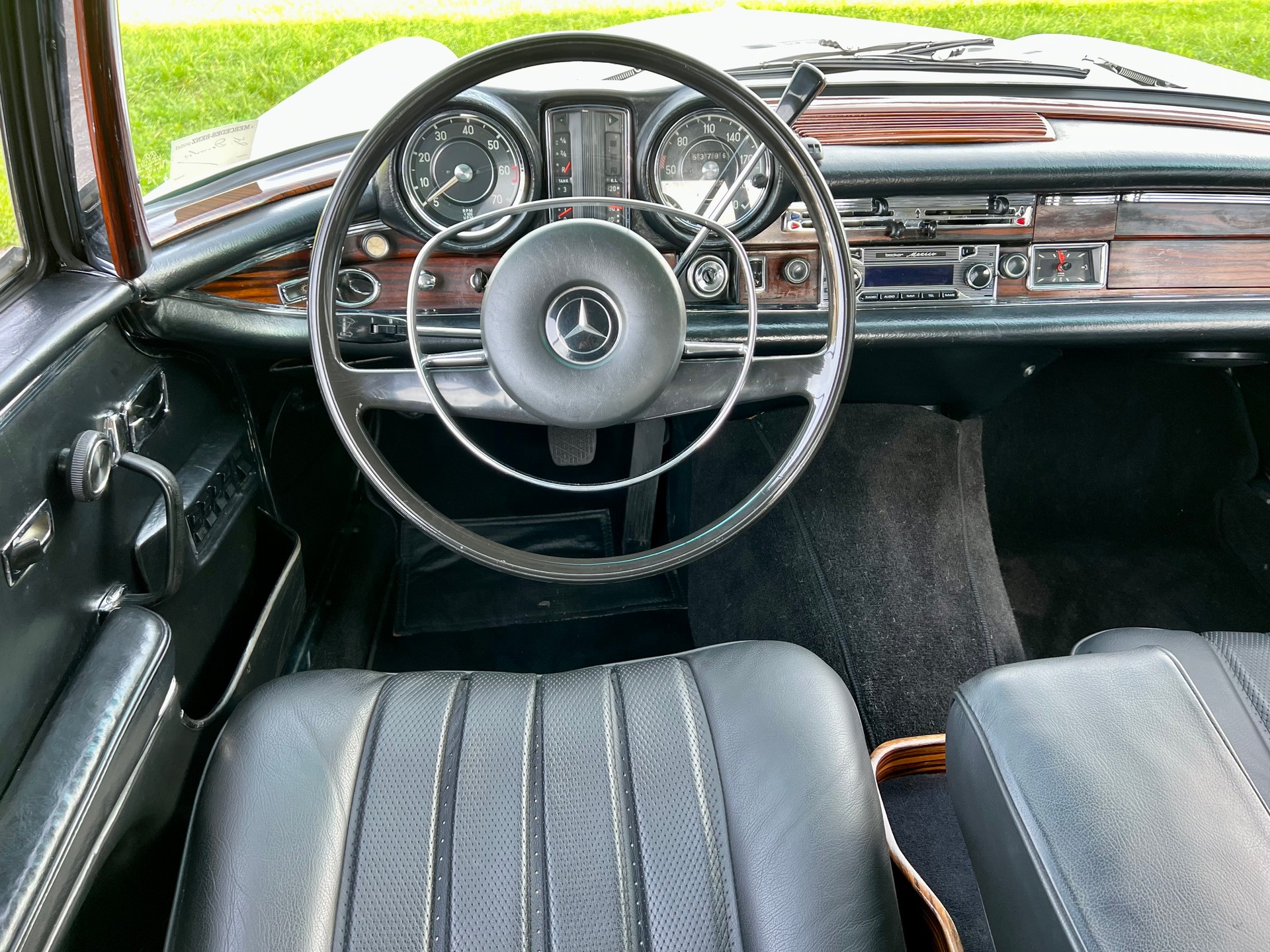 MERCEDES-BENZ 280 SE Automatic W111 VETERAN-image-12