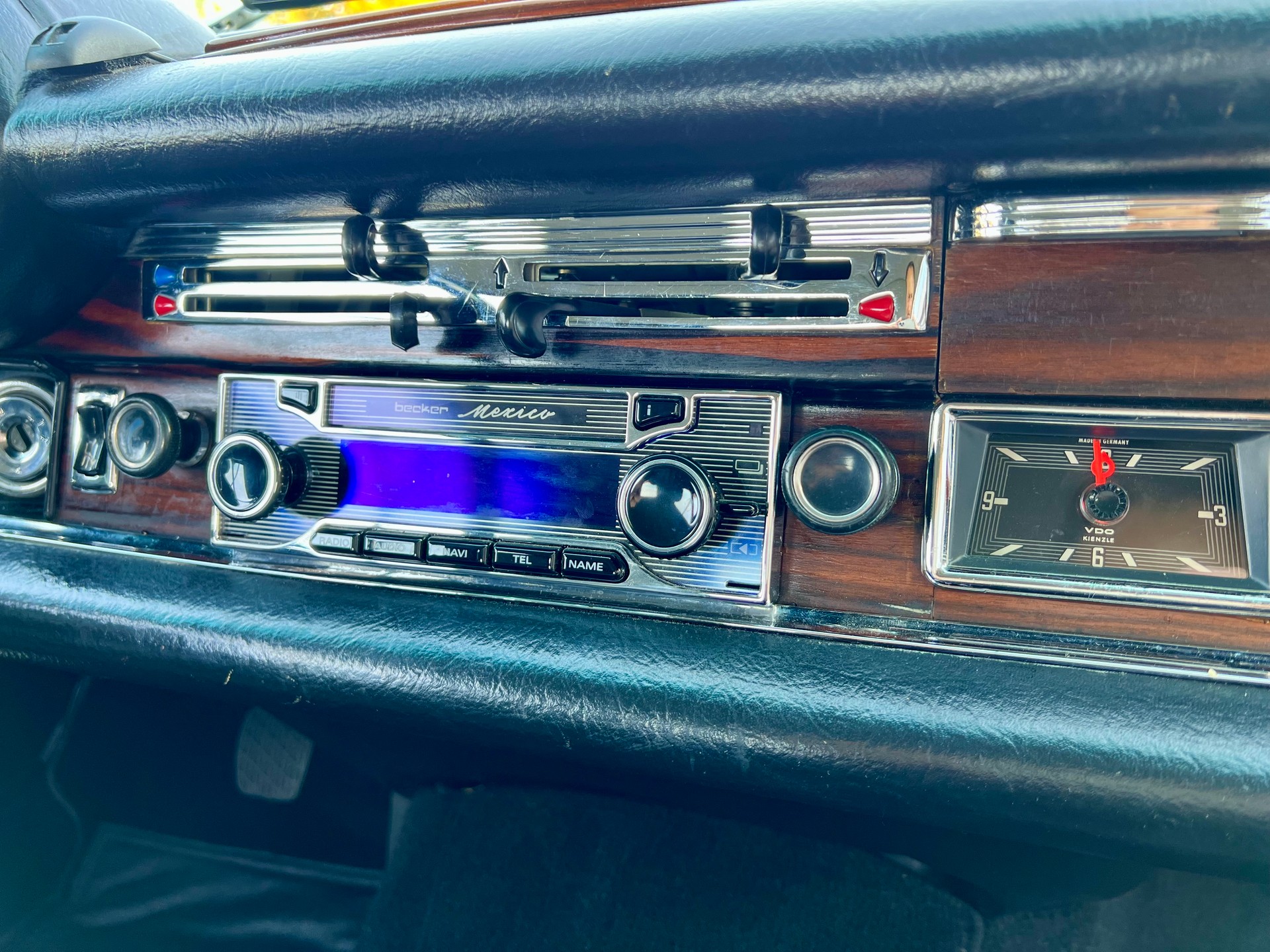 MERCEDES-BENZ 280 SE Automatic W111 VETERAN-image-15