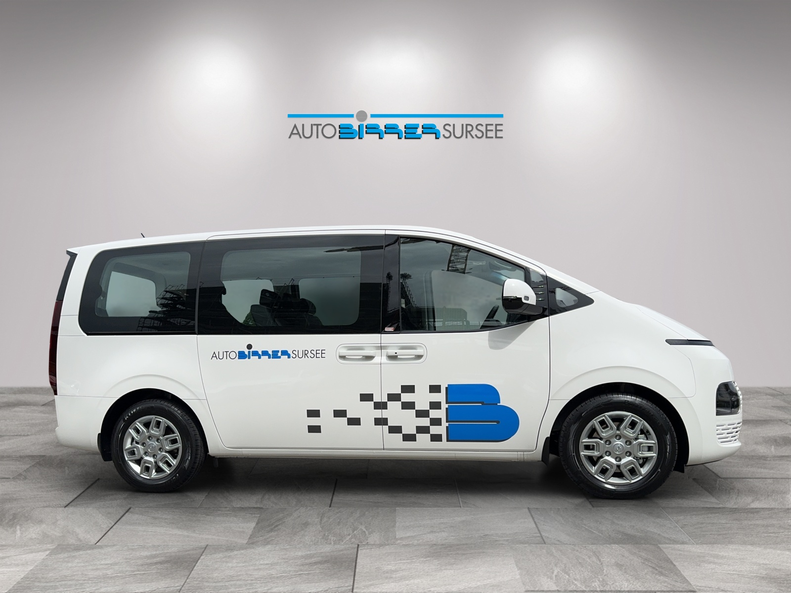 HYUNDAI Staria Wagon 2.2 CRDI Amplia-showroom-element-3