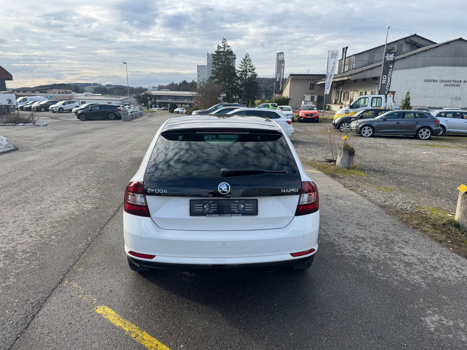 SKODA Rapid Spaceback 1.4 TSI Monte Carlo DSG-image-4