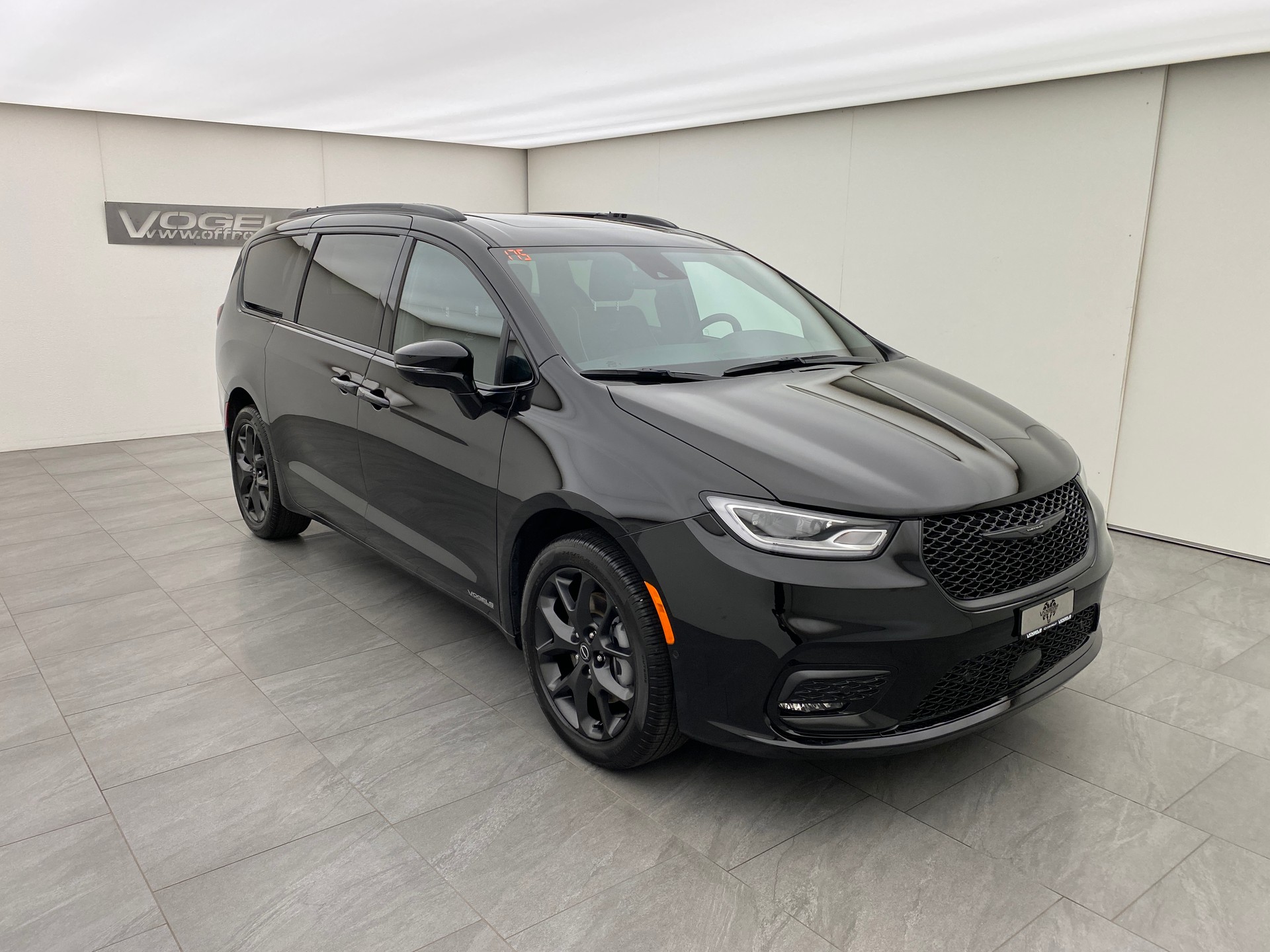 CHRYSLER Pacifica Limited Sport Night AWD-showroom-element-2