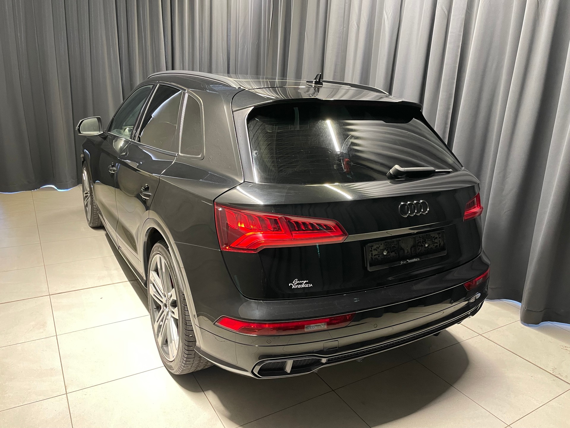 AUDI SQ5 3.0 TFSI S-line - ABT quattro S-tronic (2)-showroom-element-3