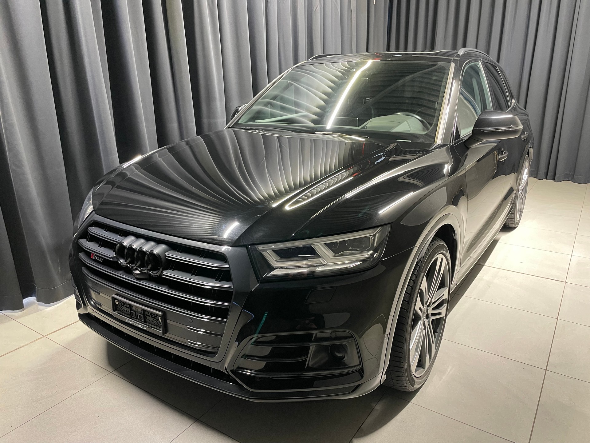 AUDI SQ5 3.0 TFSI S-line - ABT quattro S-tronic (2)-showroom-element-2