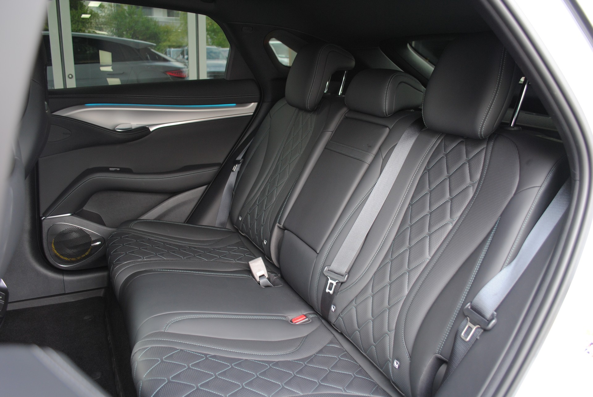 BYD Sealion 7 91,3 kWh Excellence AWD-image-15