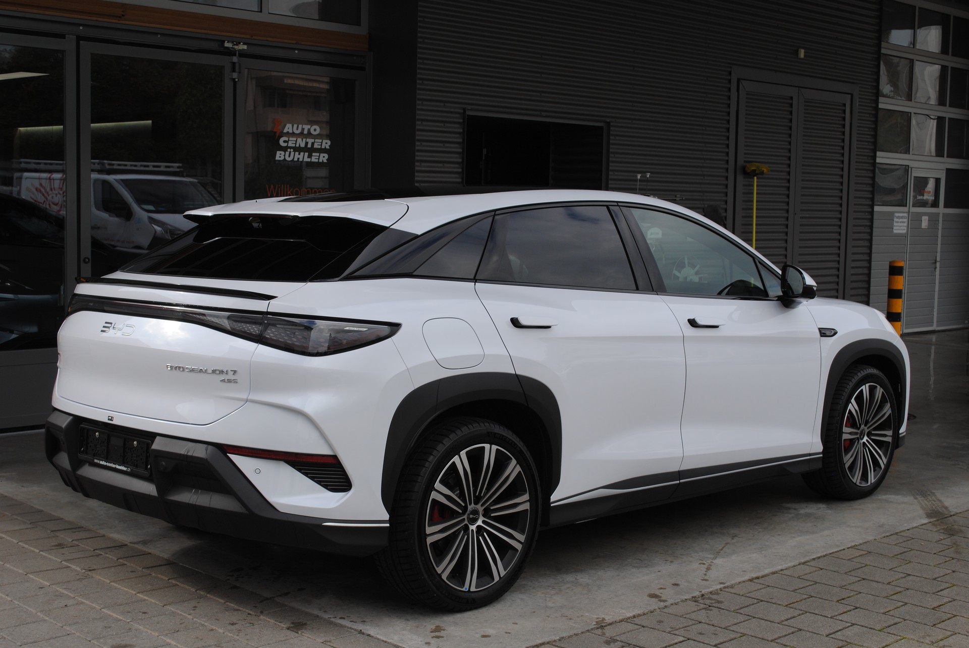 BYD Sealion 7 91,3 kWh Excellence AWD-image-7