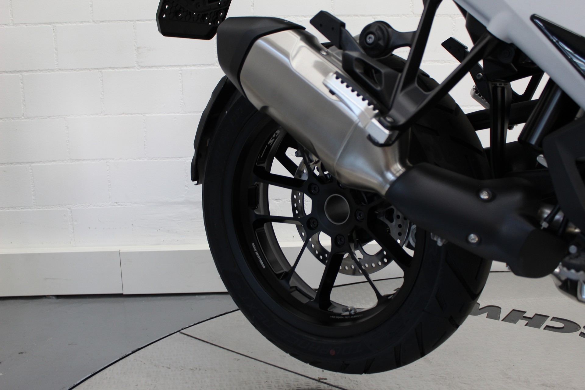 BMW R 1300 GS-image-5