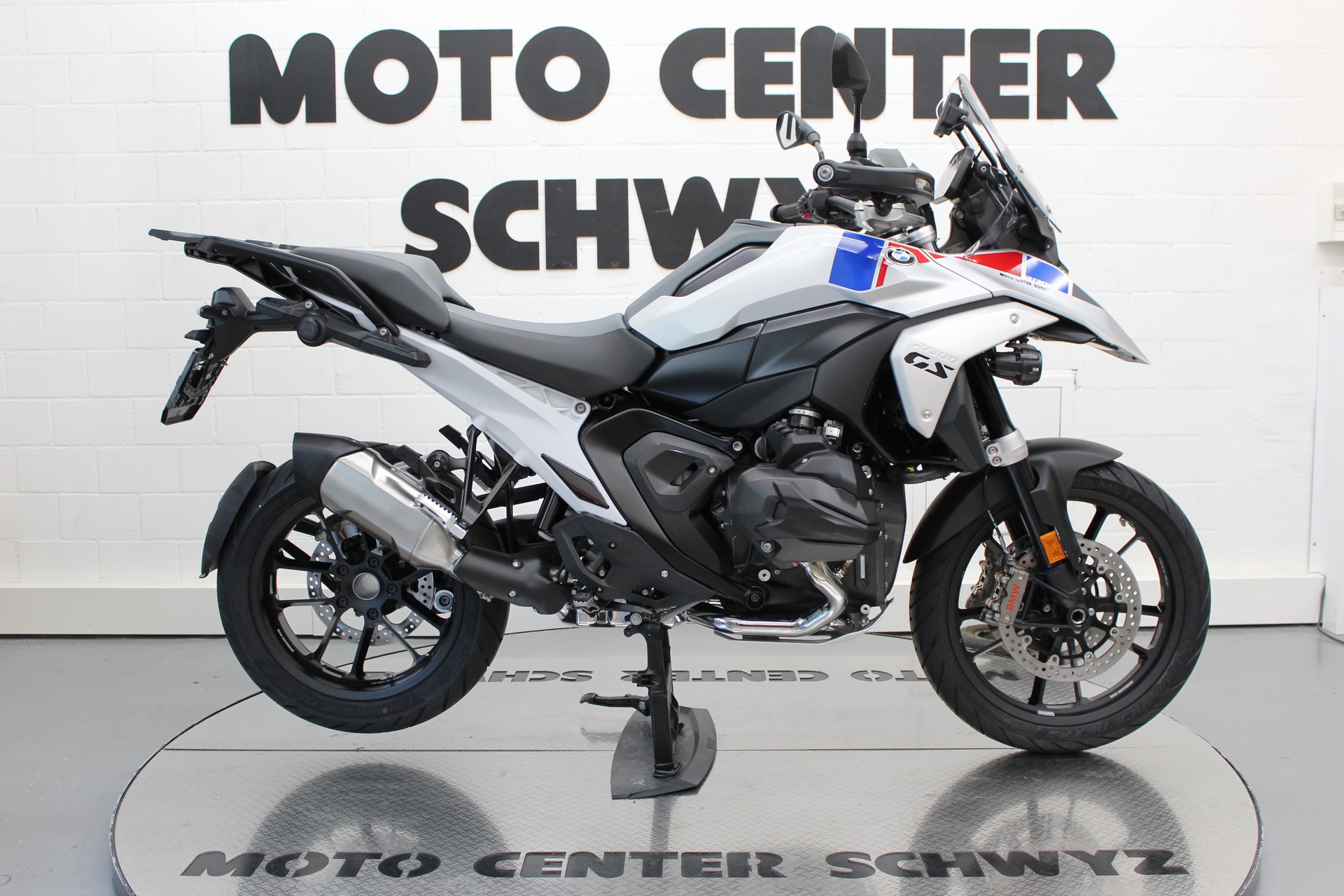 BMW R 1300 GS-image-0