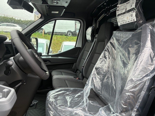 NISSAN INTERSTAR-image-9