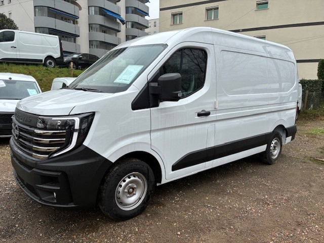 NISSAN INTERSTAR-image-1