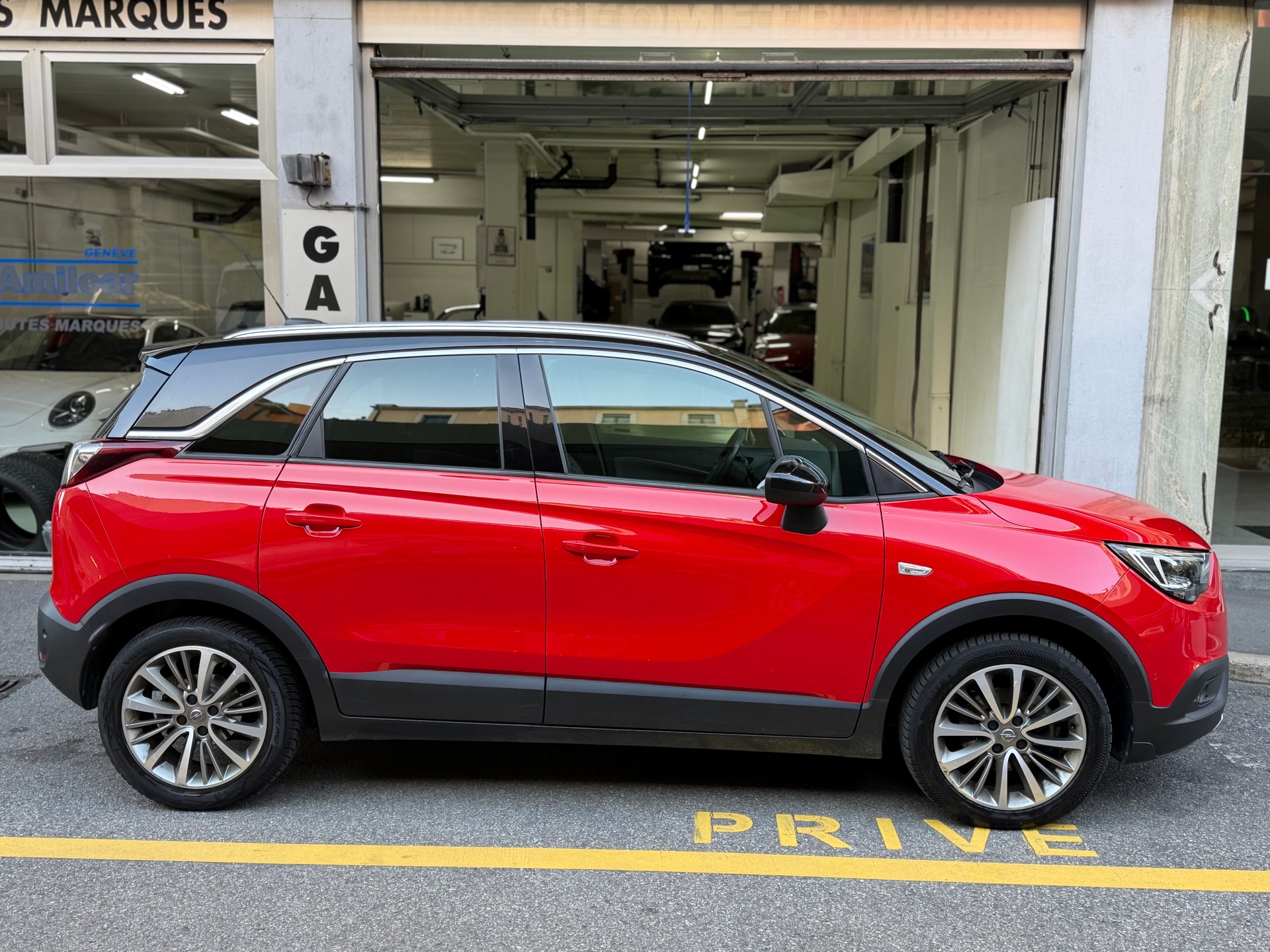 OPEL Crossland X 1.2i TP Ultimate-image-13