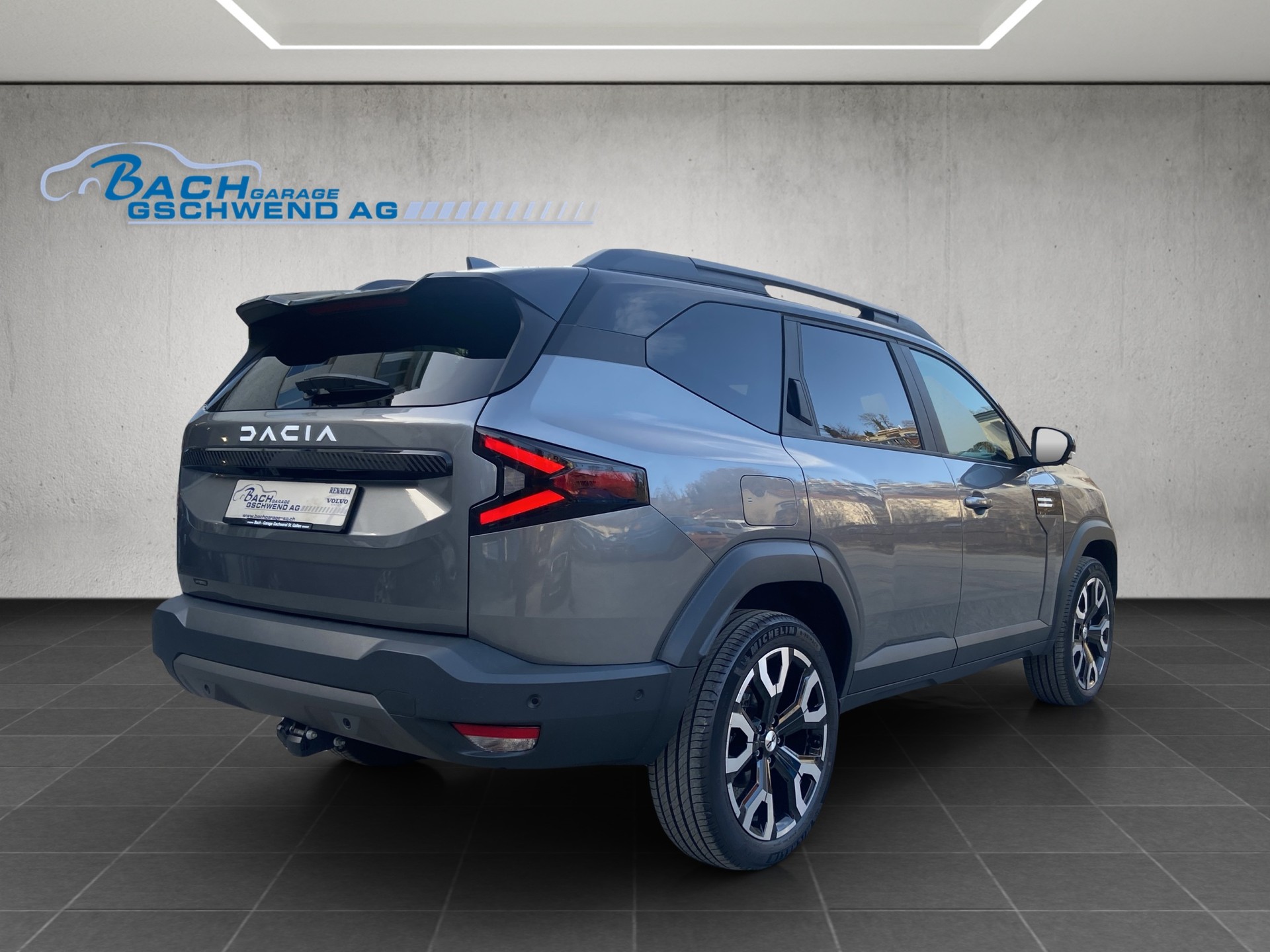 DACIA Bigster HEV 155 Journey-showroom-element-3
