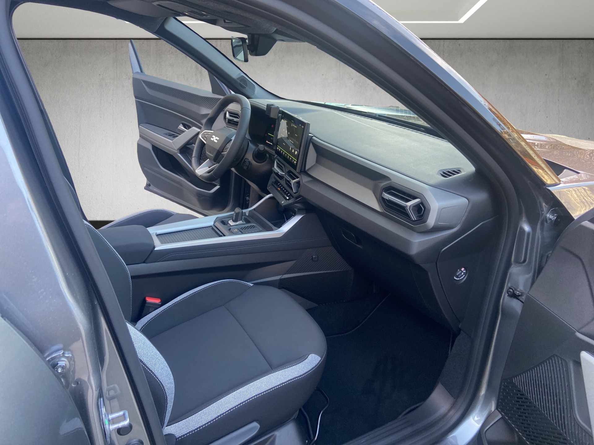 DACIA Bigster HEV 155 Journey-image-10