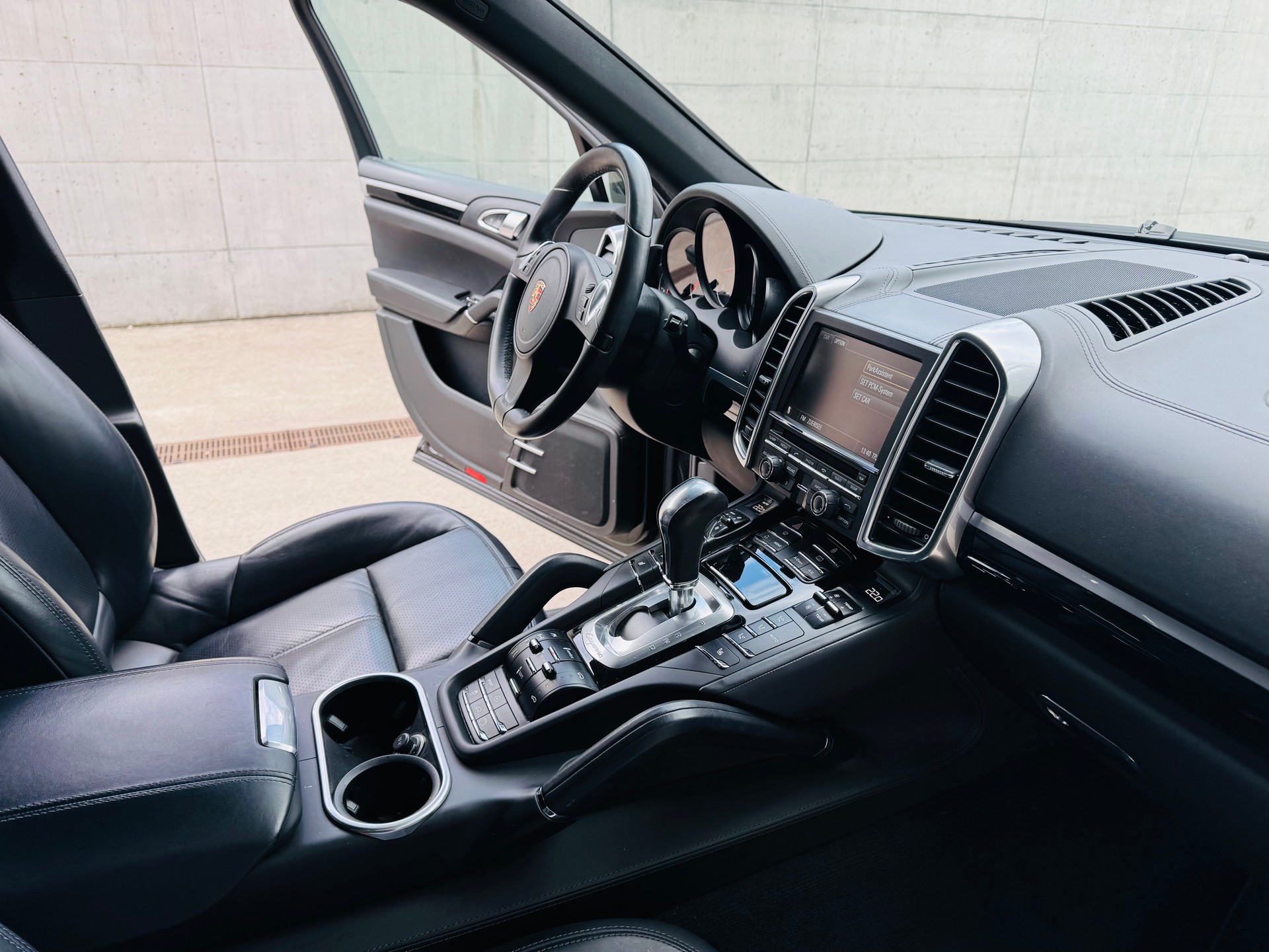 PORSCHE Cayenne Diesel-image-13