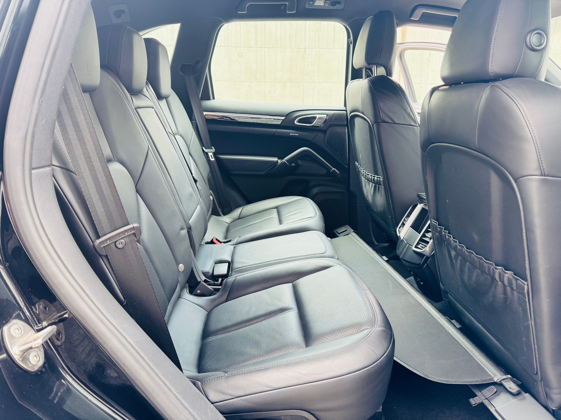 PORSCHE Cayenne Diesel-image-12