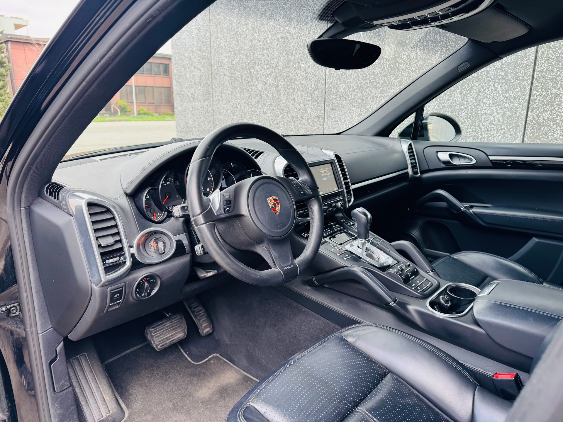PORSCHE Cayenne Diesel-image-8