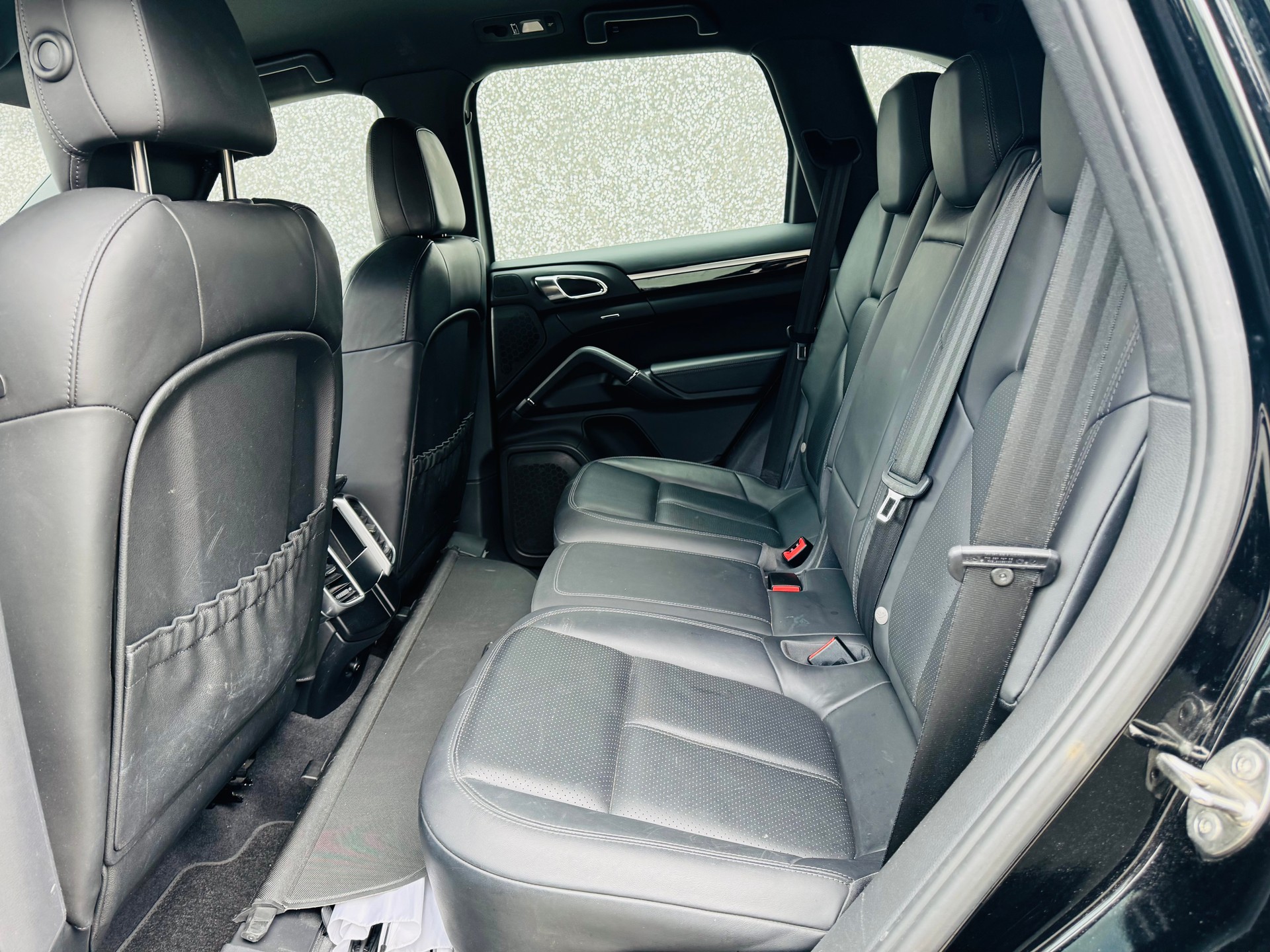 PORSCHE Cayenne Diesel-image-11