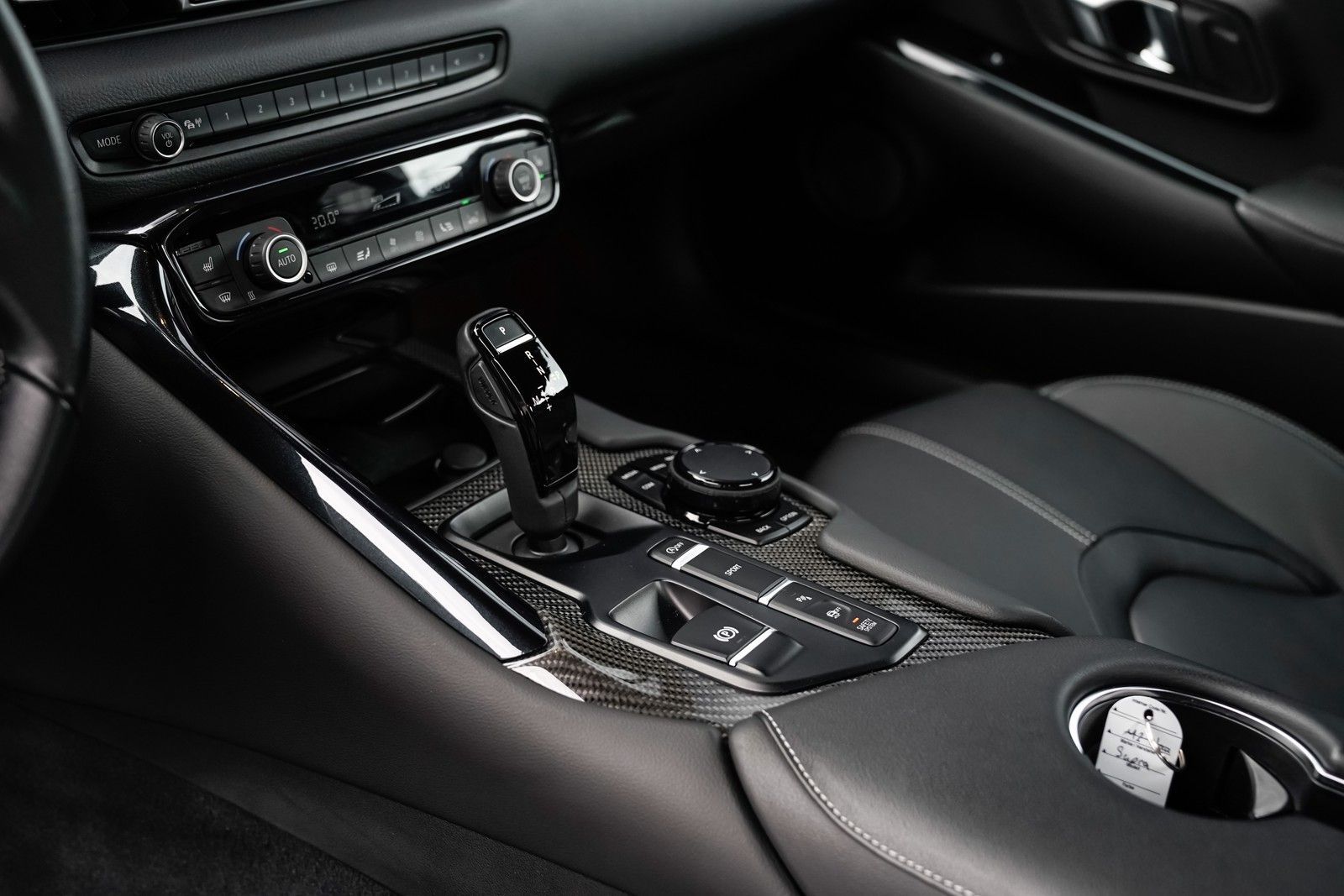 TOYOTA Supra GR 3.0i Performance-image-6