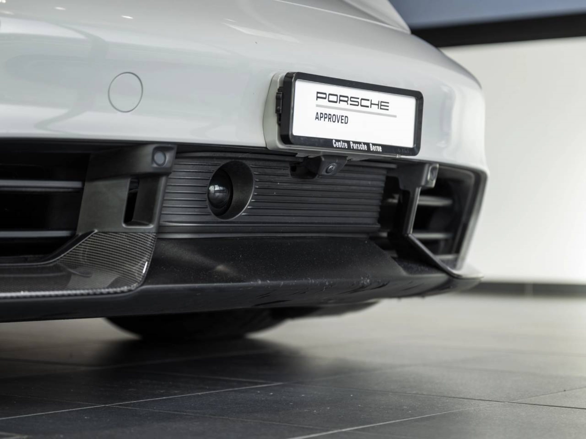PORSCHE Taycan Turbo S-image-25