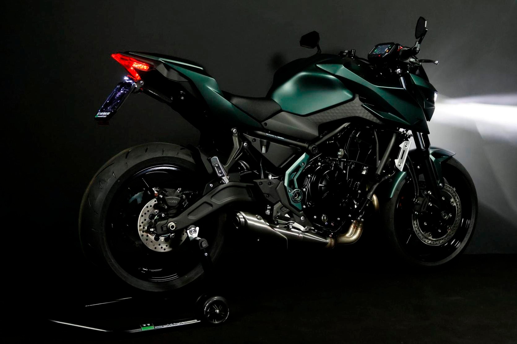 KAWASAKI Z 650 S (50/35 KW) *Darksmaragd* Level 2Sofort Lieferbar-image-13