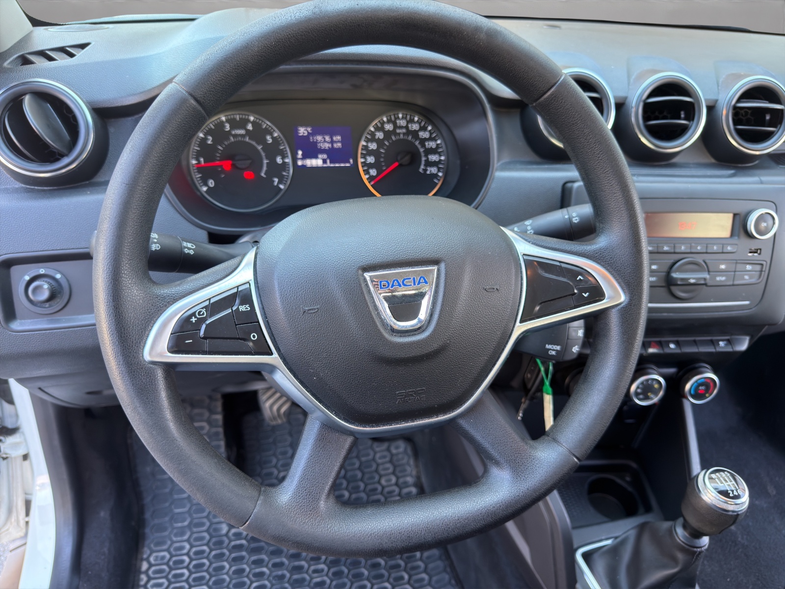 DACIA Duster TCe 130 Comfort 4x4-image-9