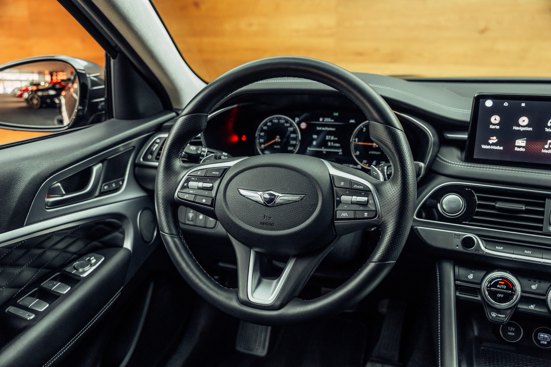 GENESIS G70 Shooting Brake 2.2 CRDI Luxus AT8 AWD-image-10