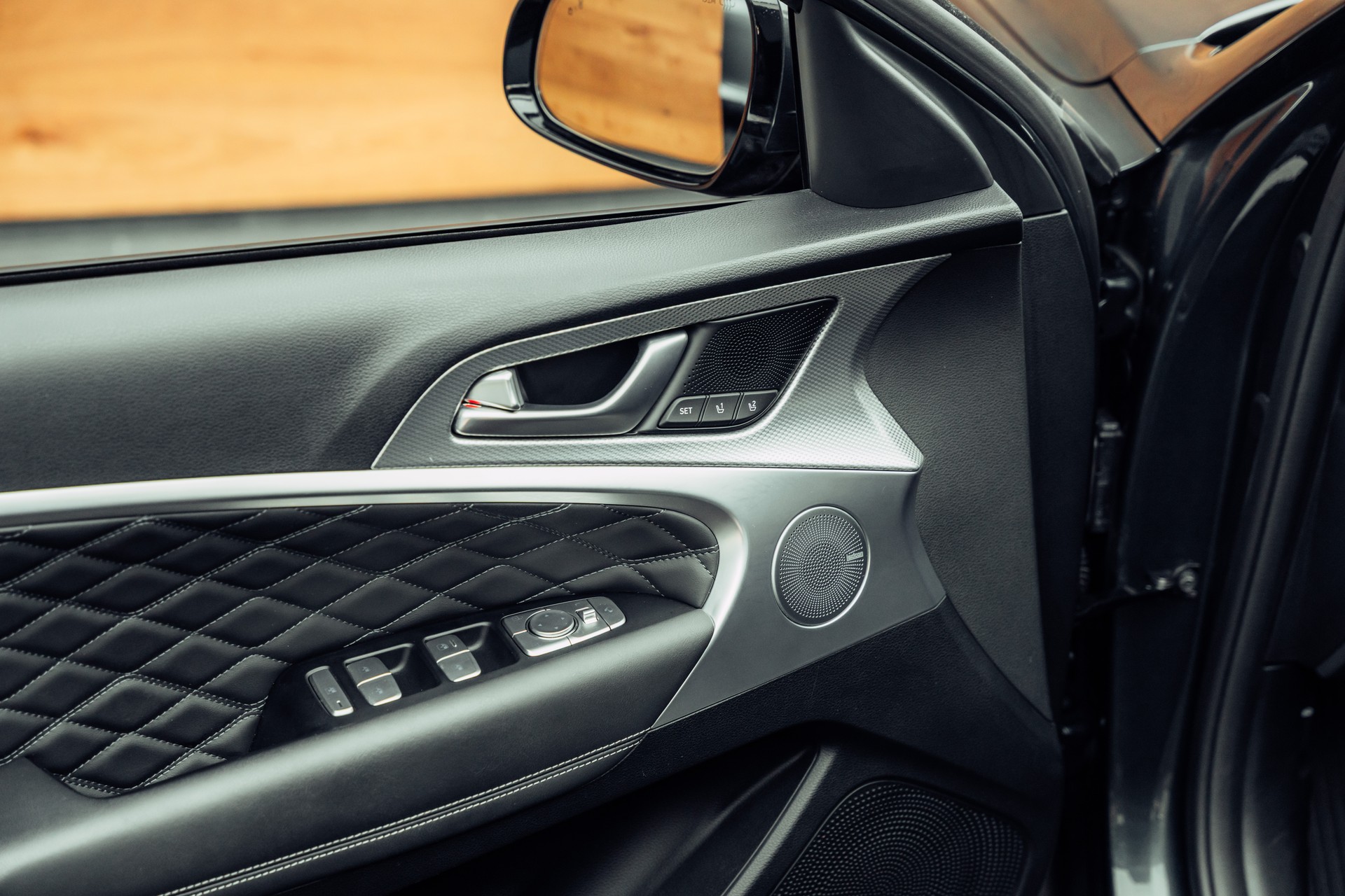 GENESIS G70 Shooting Brake 2.2 CRDI Luxus AT8 AWD-image-16