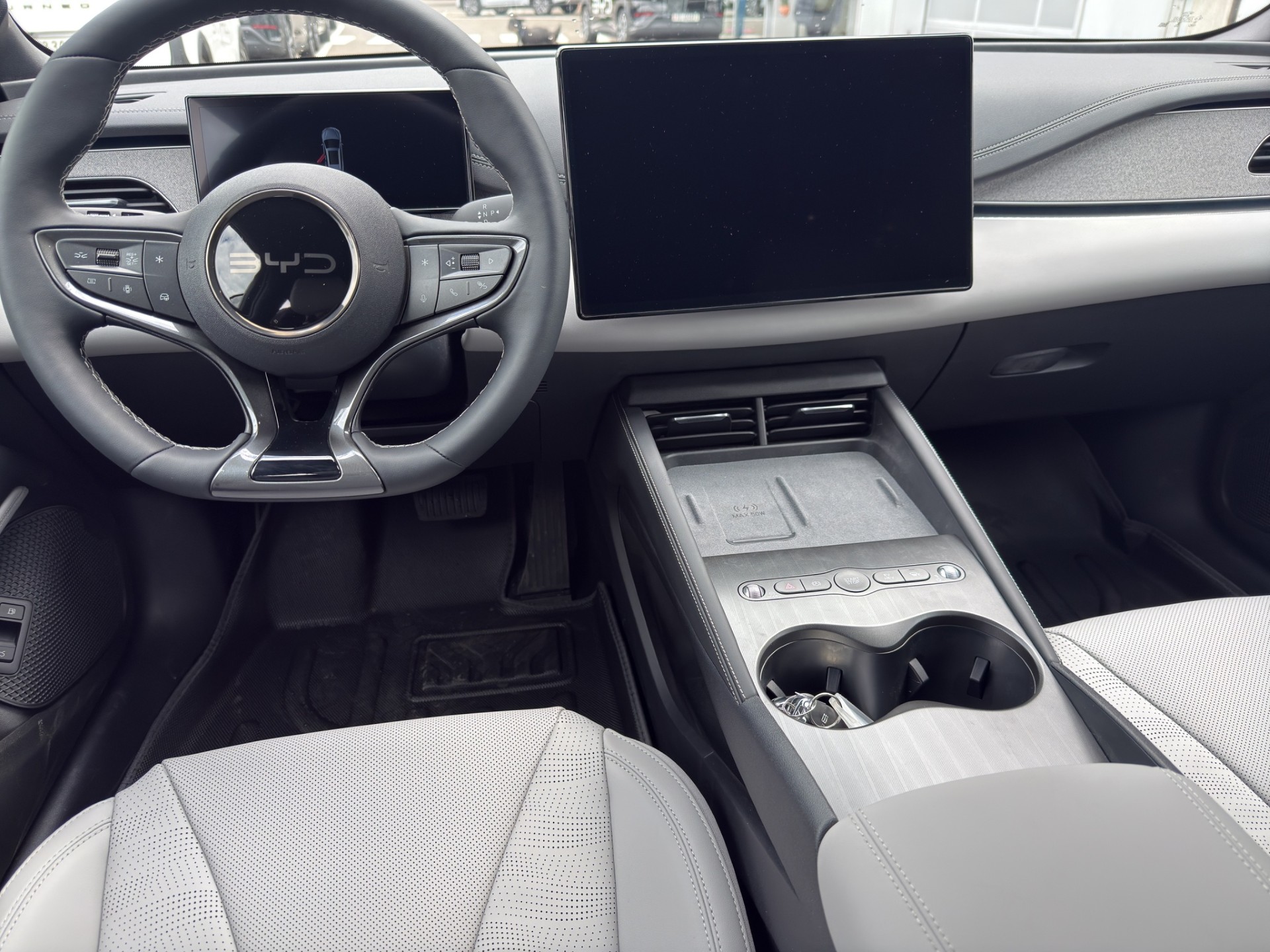 BYD Seal 6 DM-i Comfort-image-9