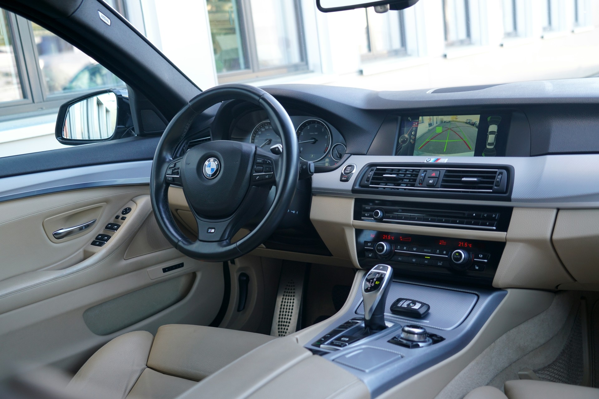 BMW 528i xDrive M-Sportpaket Steptronic (CH)-image-4