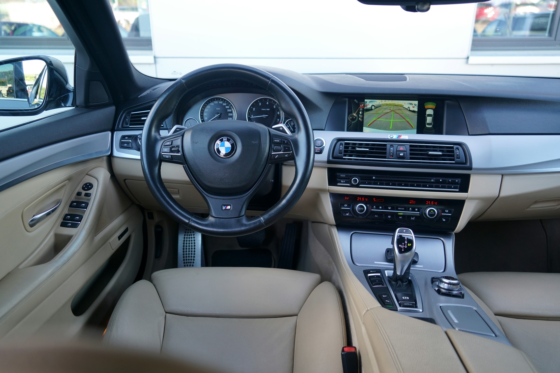 BMW 528i xDrive M-Sportpaket Steptronic (CH)-image-6