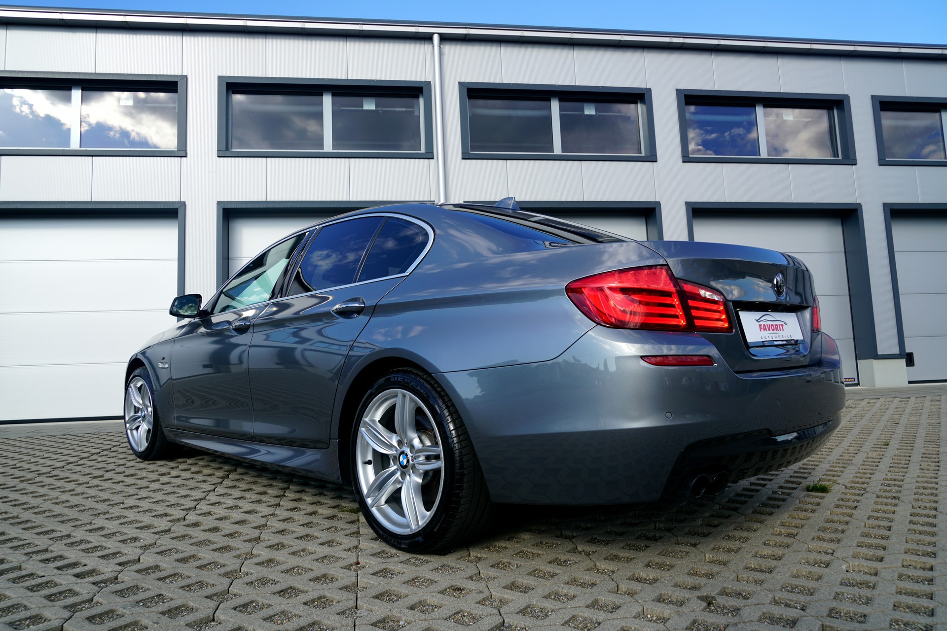BMW 528i xDrive M-Sportpaket Steptronic (CH)-image-3