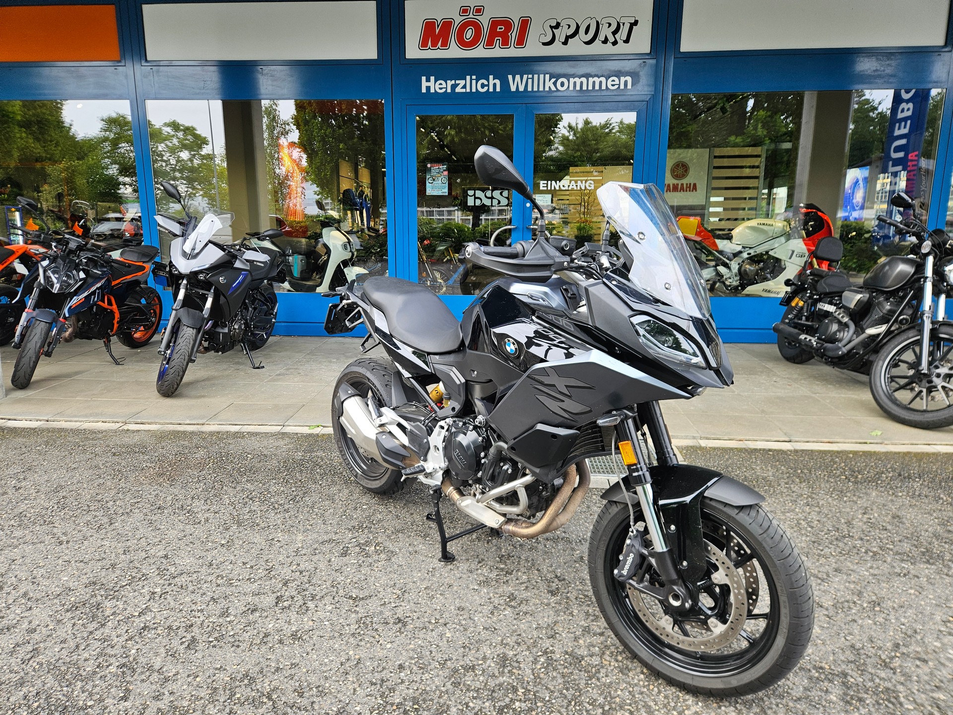 BMW F 900 XR ABS-image-1