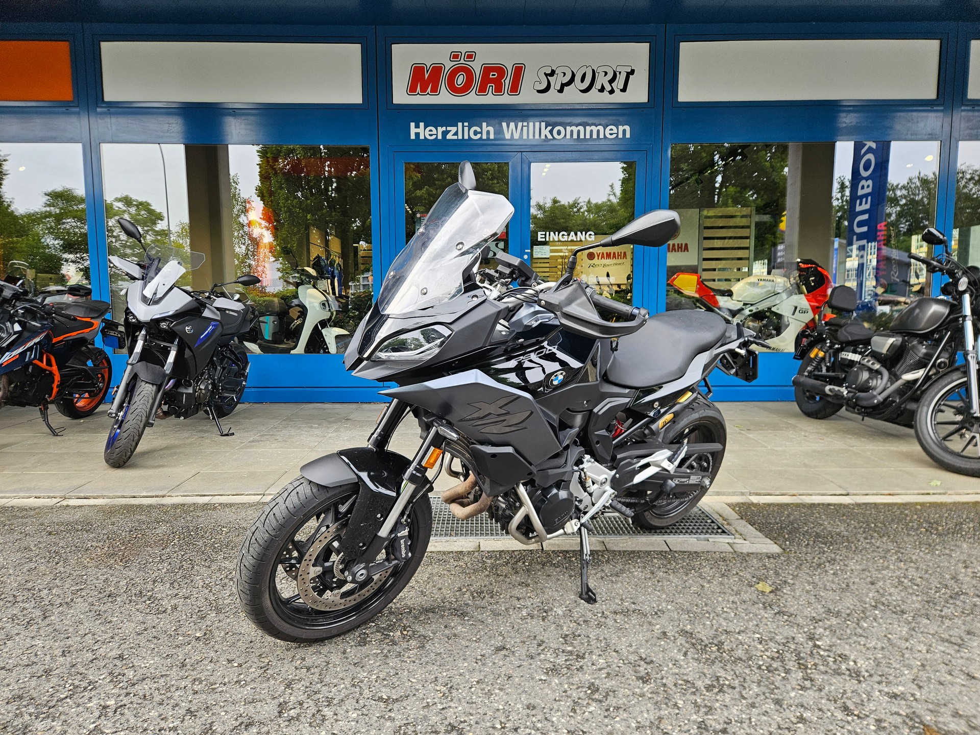 BMW F 900 XR ABS-image-2