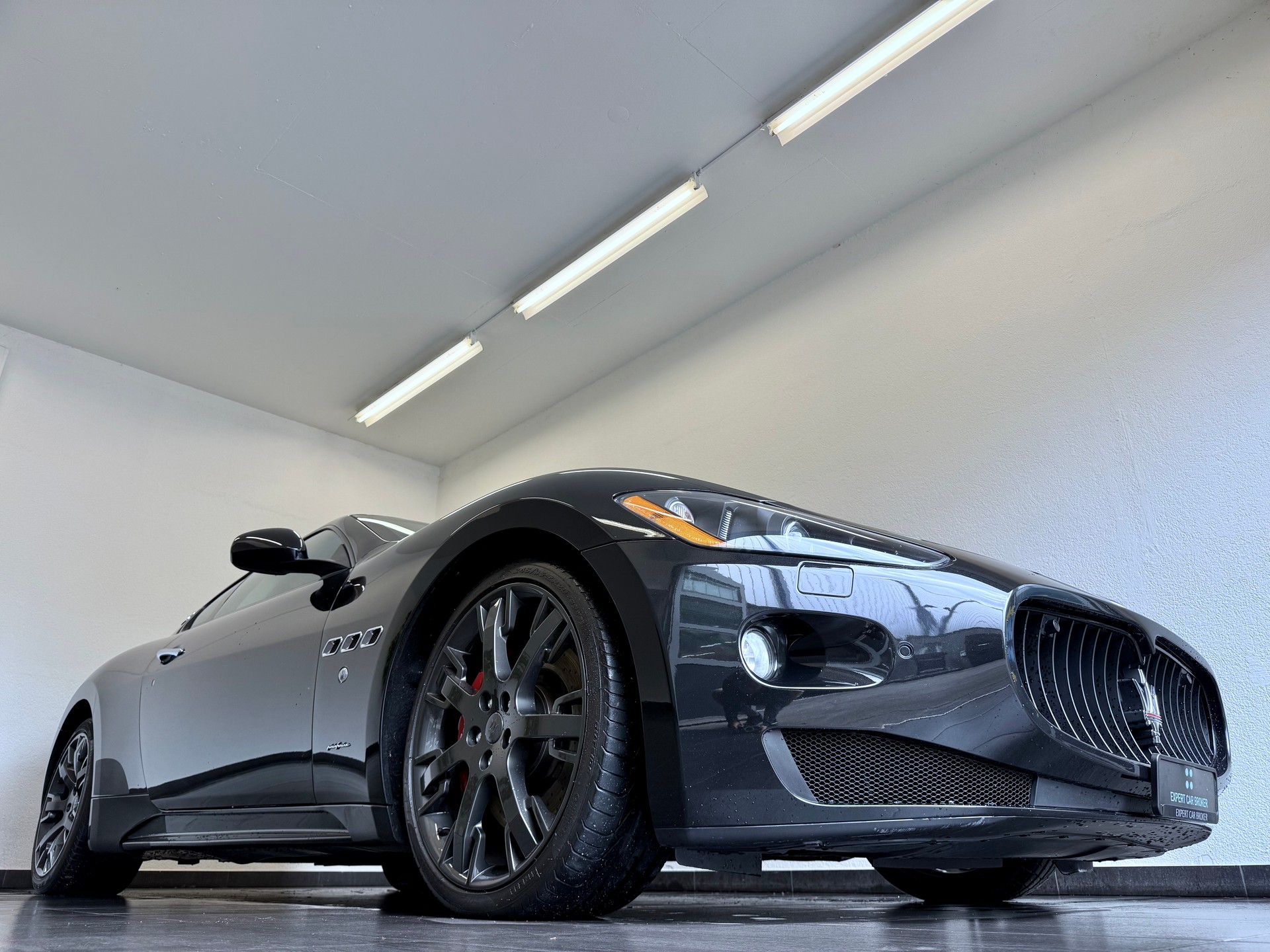 MASERATI GranTurismo S Cambiocorsa-showroom-element-2