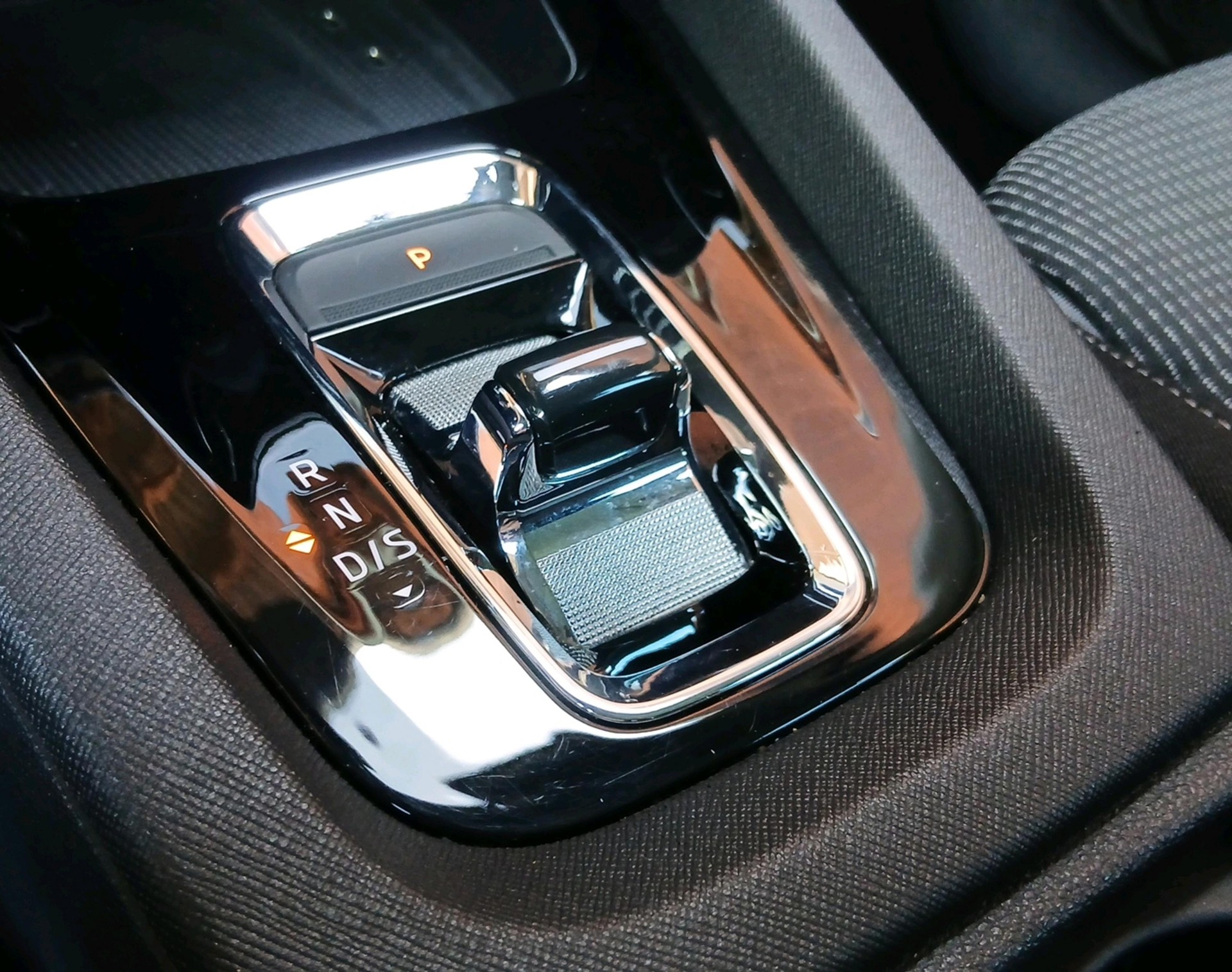 SKODA Octavia Combi 1.5 TSI Ambition-image-16