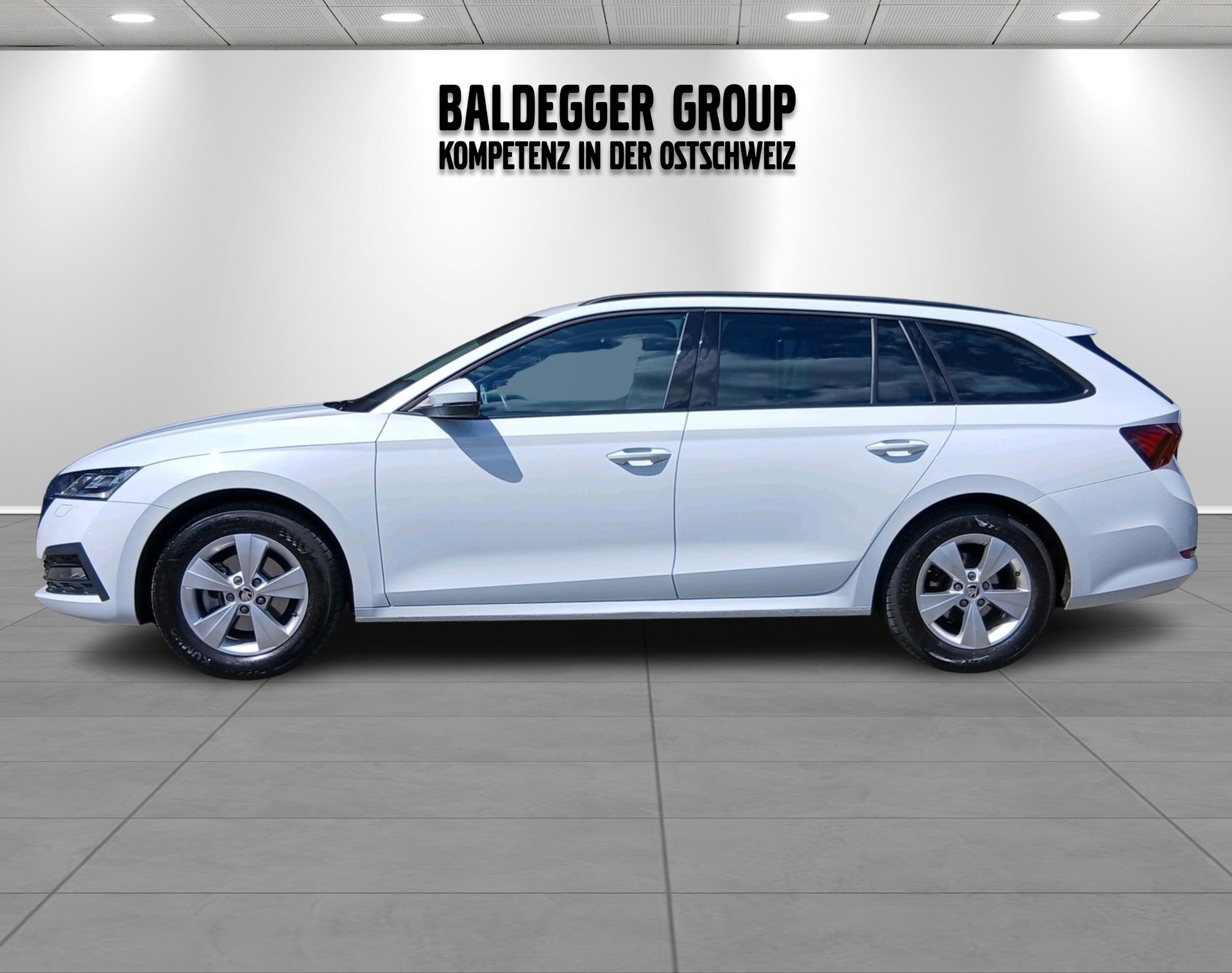 SKODA Octavia Combi 1.5 TSI Ambition-image-8