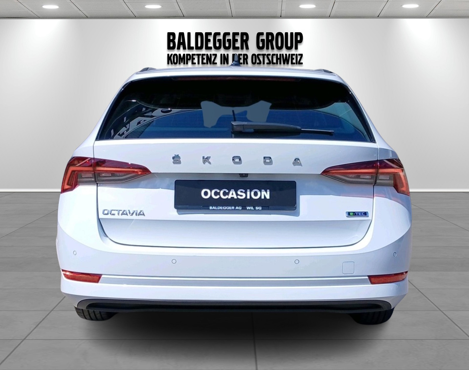 SKODA Octavia Combi 1.5 TSI Ambition-image-9