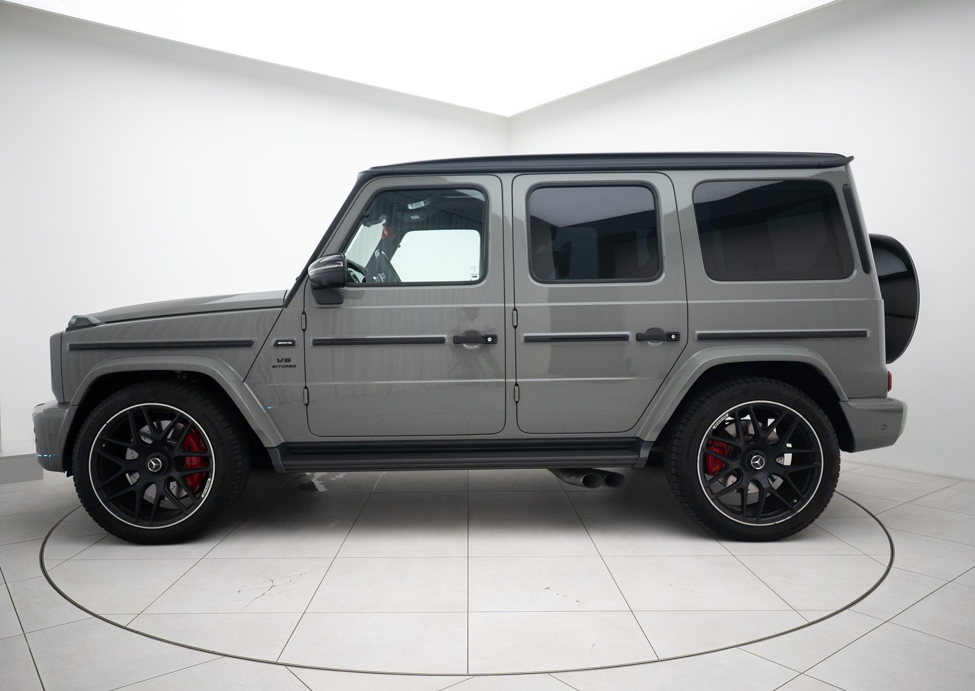 MERCEDES-BENZ G 63 AMG Speedshift Plus G-Tronic-showroom-element-1
