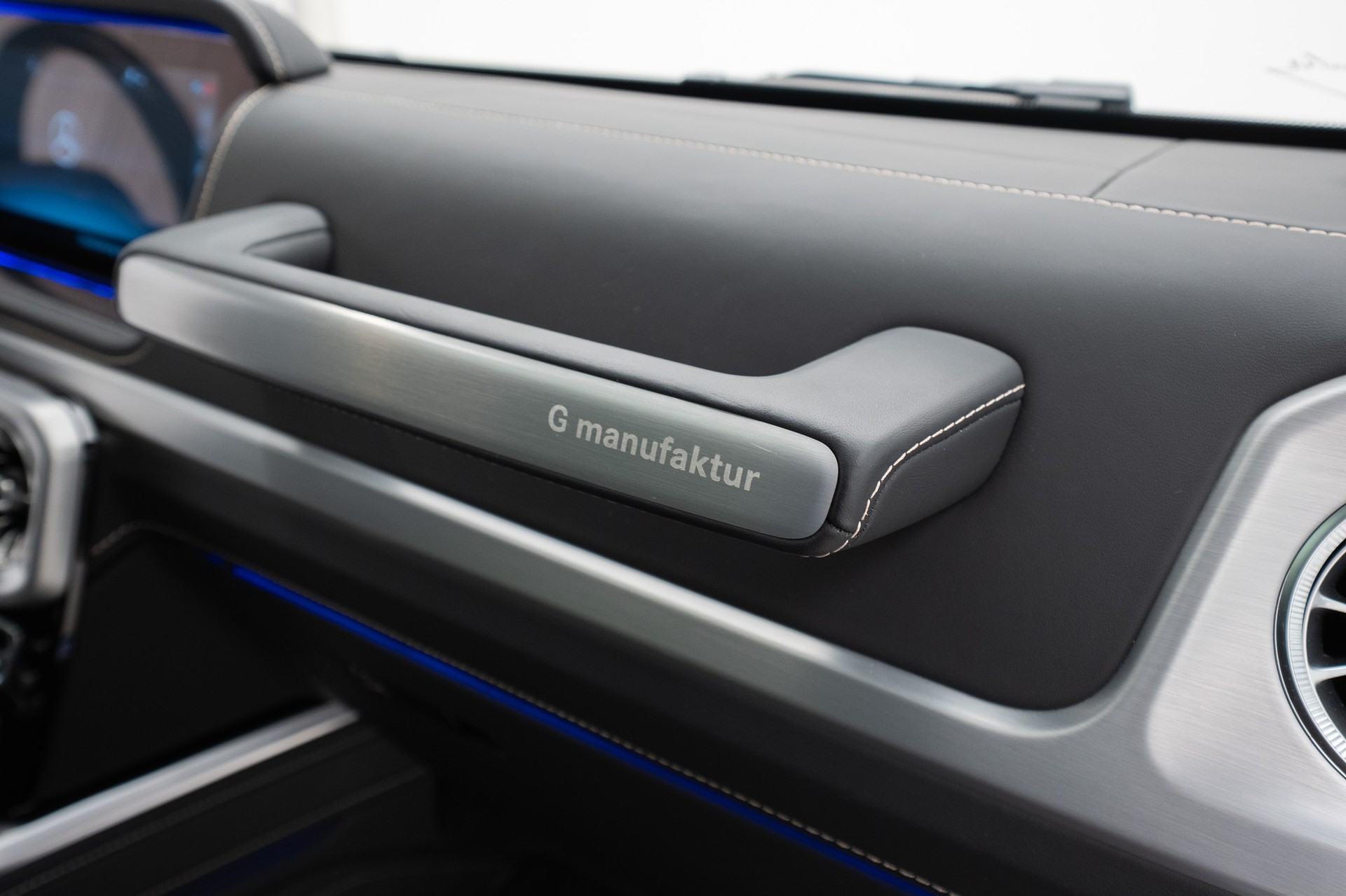 MERCEDES-BENZ G 63 AMG Speedshift Plus G-Tronic-image-11
