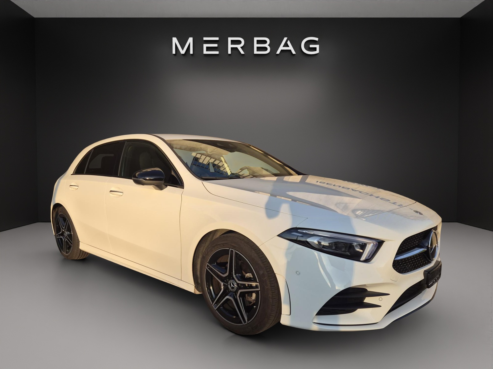 MERCEDES-BENZ A 180 Night Star AMG Line 7G-DCT