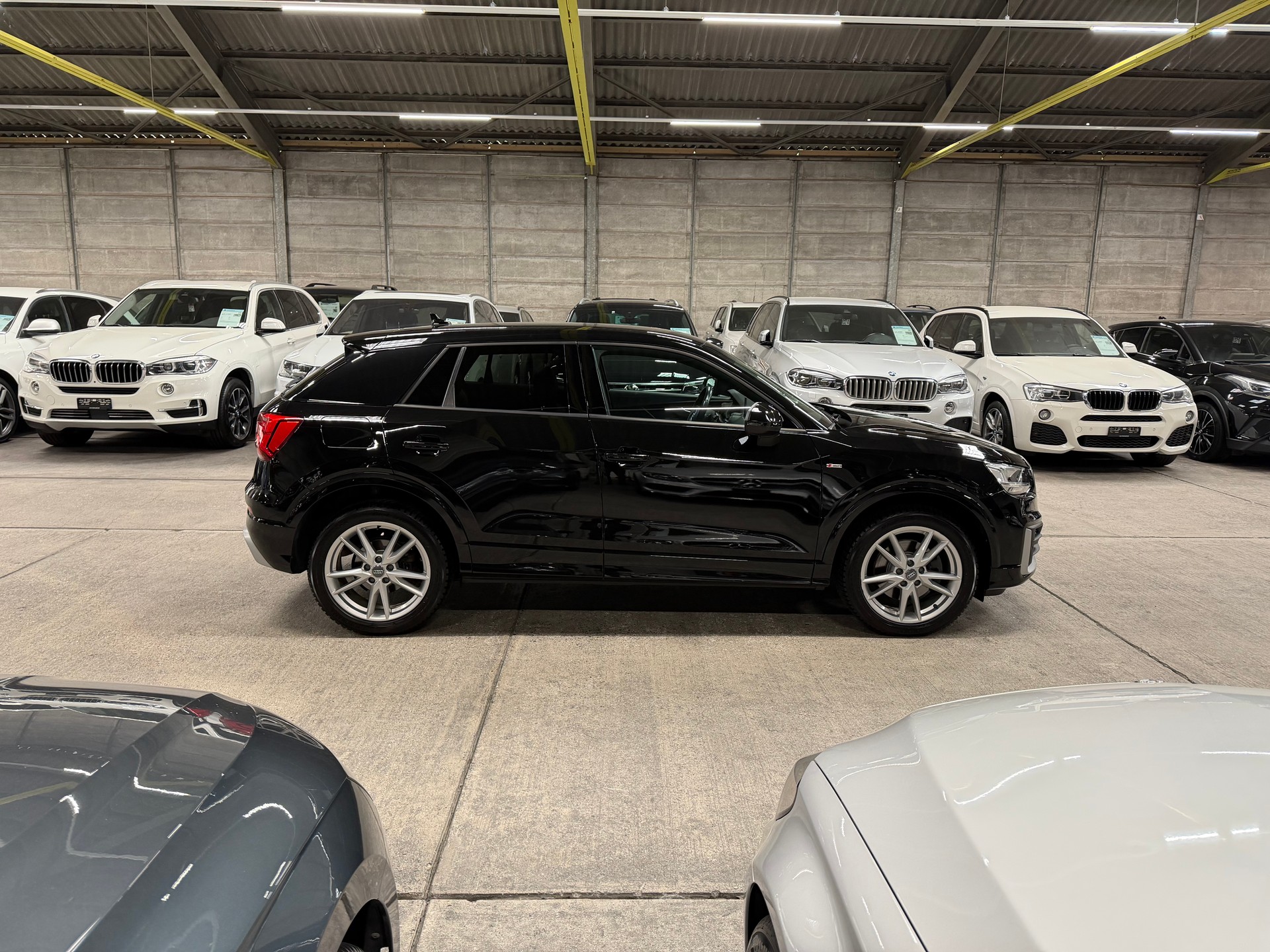 AUDI Q2 2.0 TFSI S-LINE quattro S-tronic-image-2