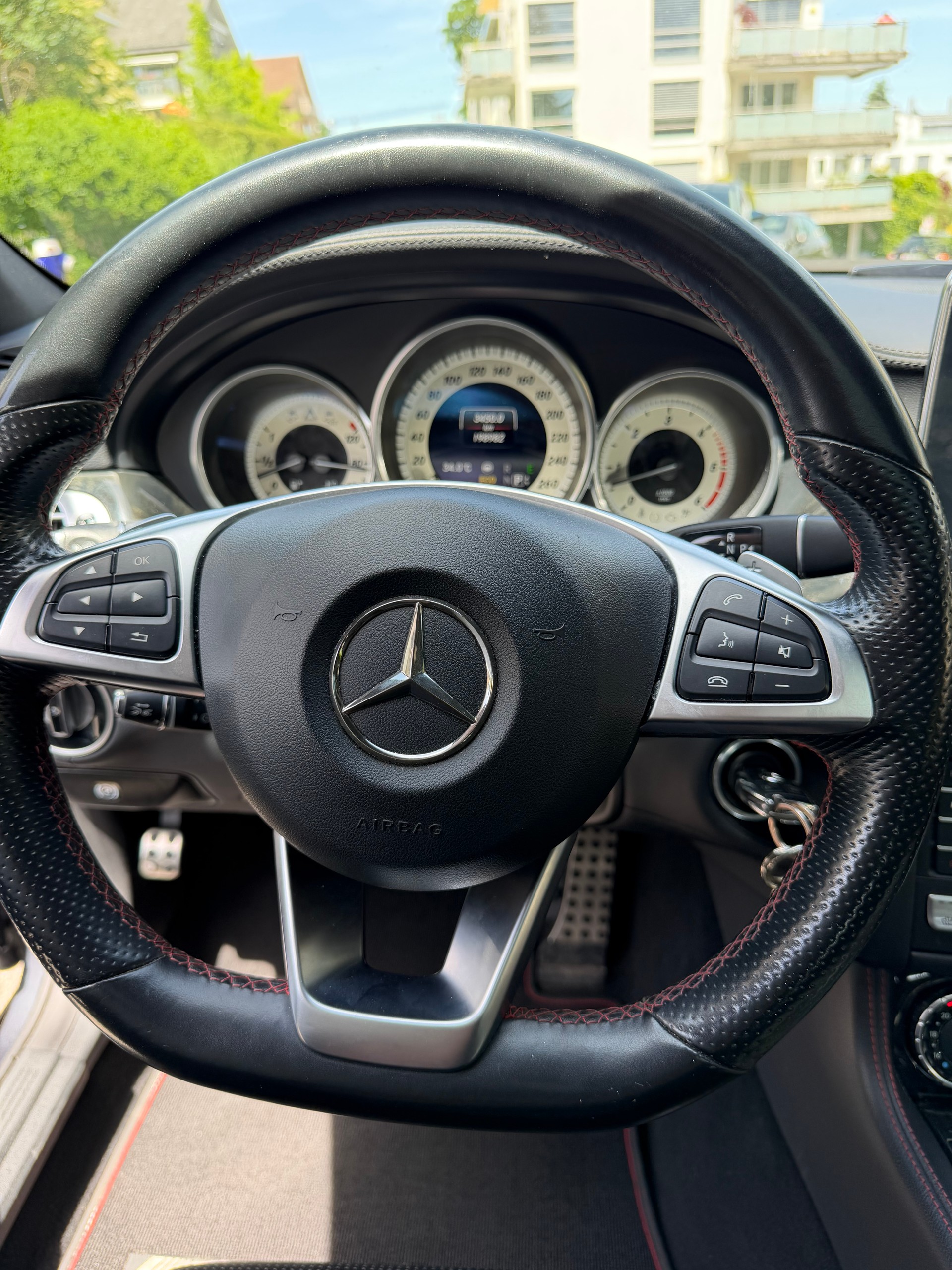 MERCEDES-BENZ CLS 350 CDI BlueTec 4matic-image-2