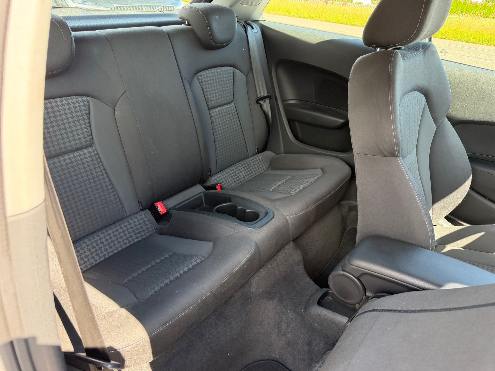 AUDI A1 1.2 TFSI Ambition-image-8