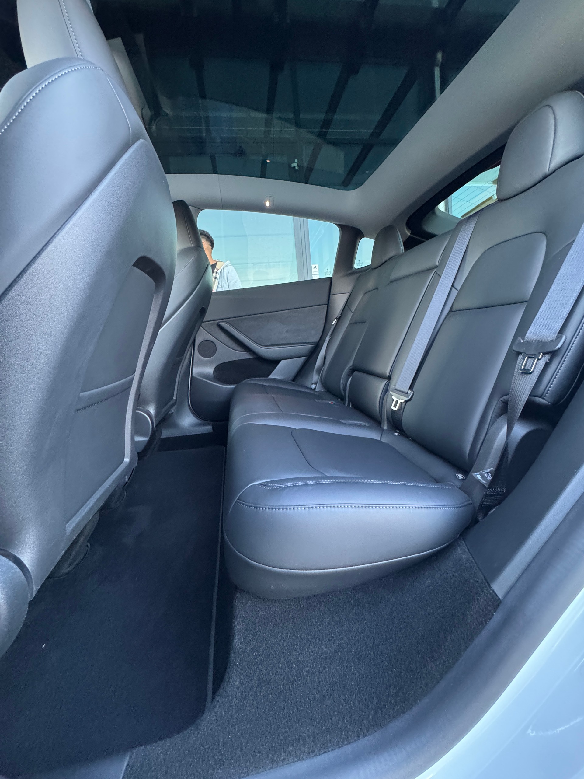 TESLA Model Y Long Range *RESERVIERT*-image-10