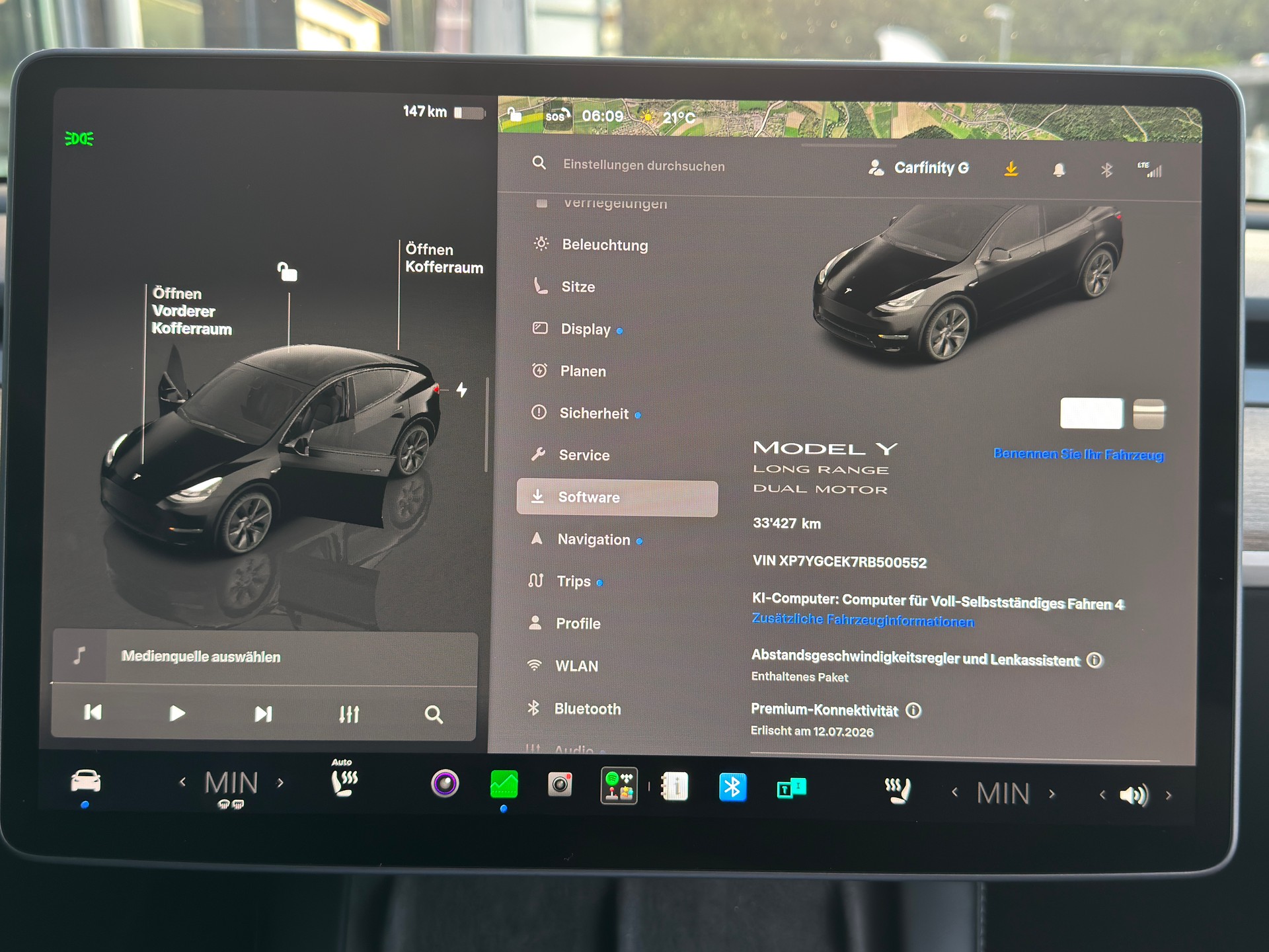 TESLA Model Y Long Range *RESERVIERT*-image-13