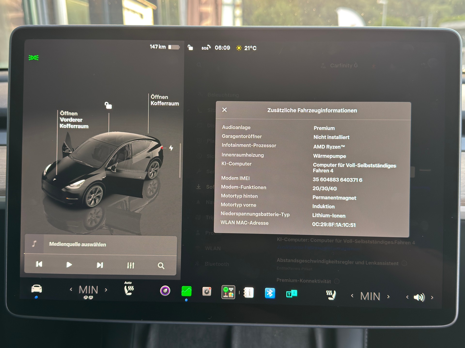 TESLA Model Y Long Range *RESERVIERT*-image-14
