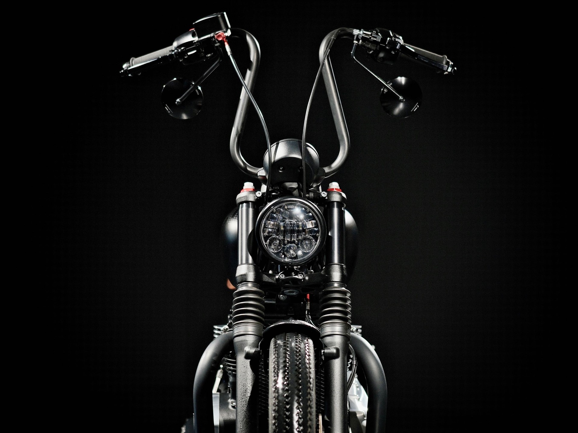 TRIUMPH Bonneville 1200 Bobber Black ABS-image-14